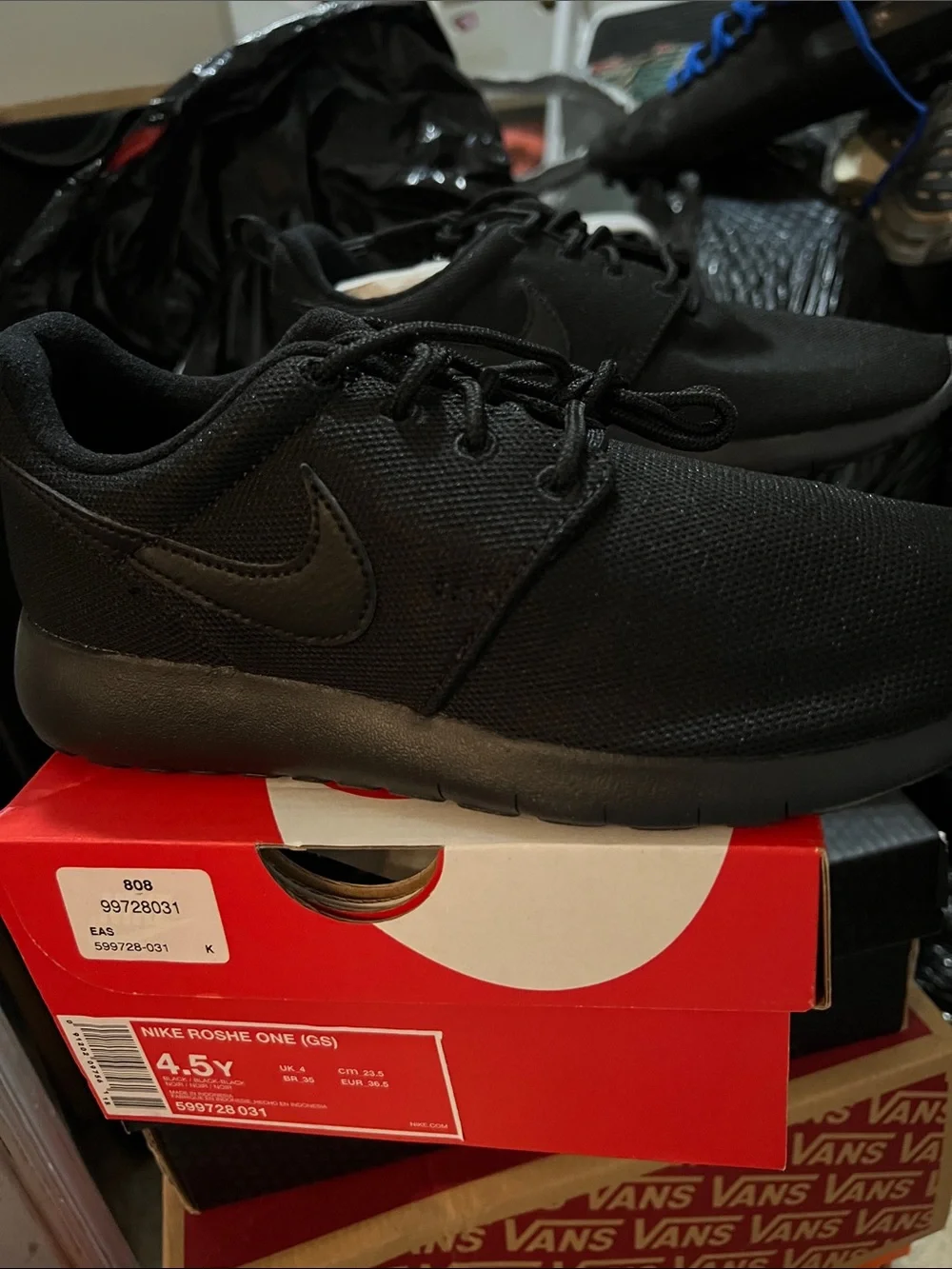Nike Black Mesh Roshe One Sneakers